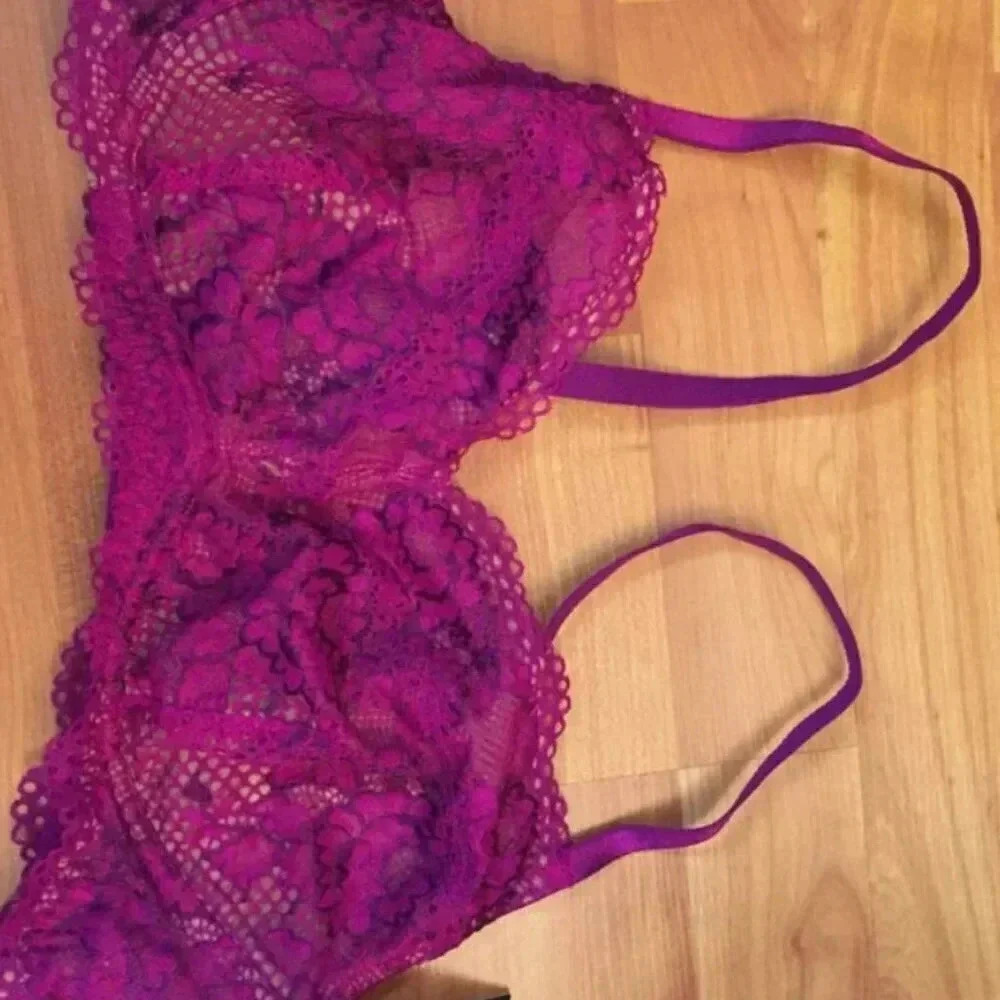 Ambrielle Lace Bra Size Large